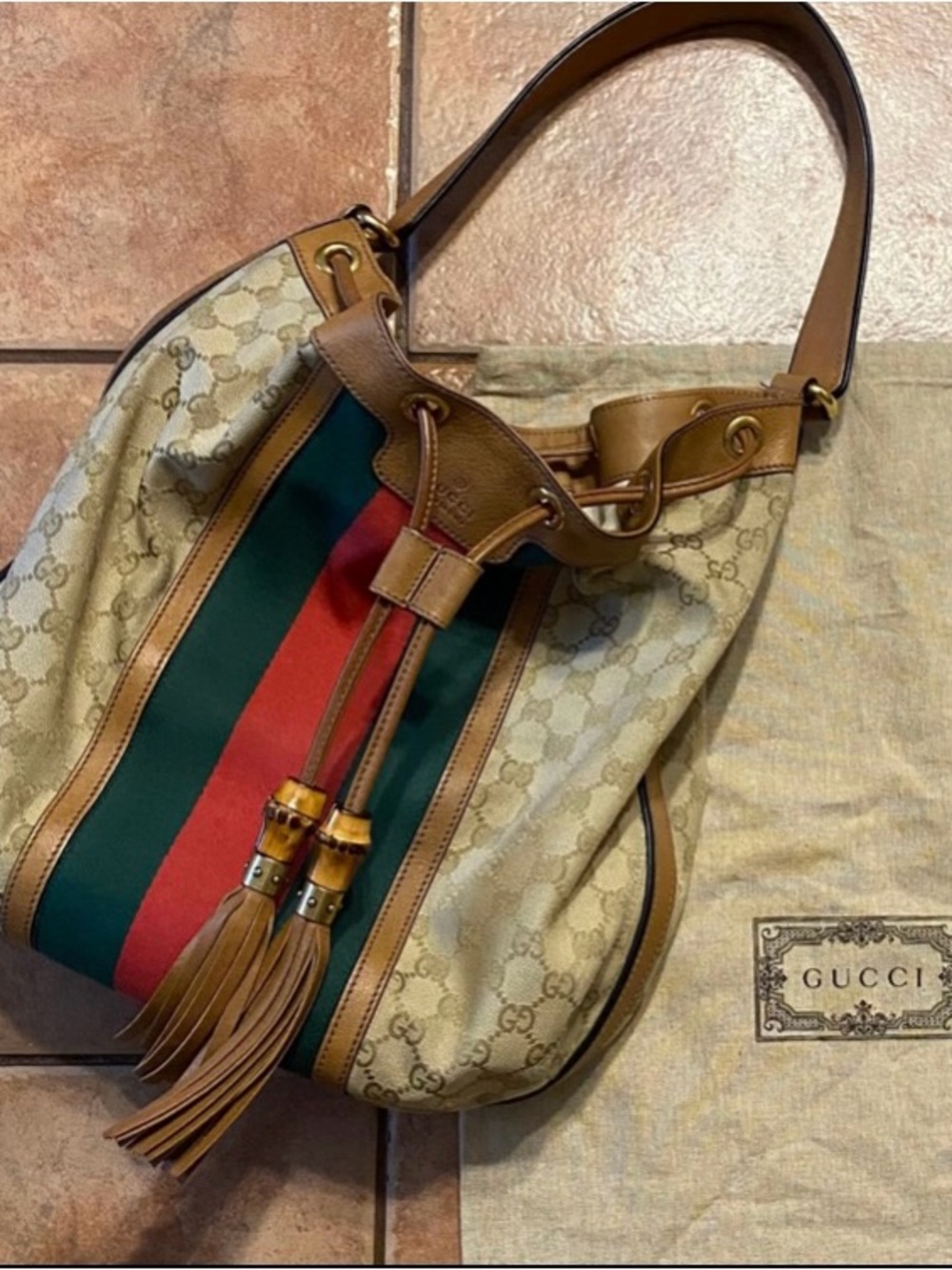 Gucci Rania GG Canvas Leather Hobo Bag GREAT! ♥️ 🇮🇹
